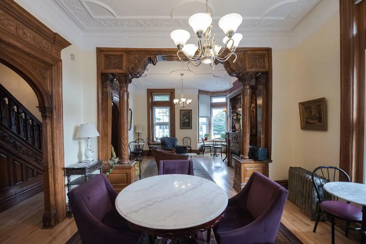 Manoir Sherbrooke Montreal Hotel